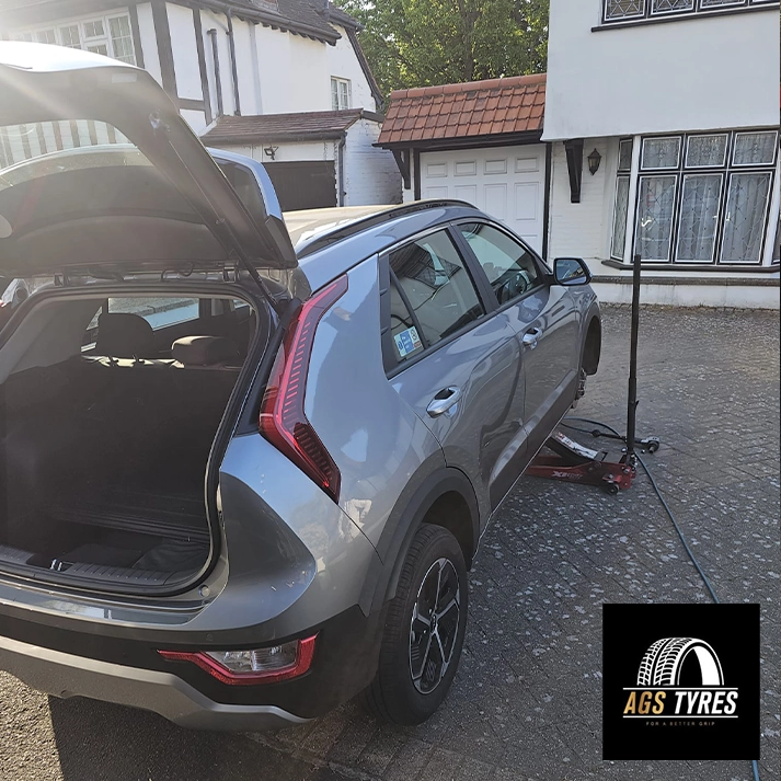 Mobile Tyre Fitting in Westerham